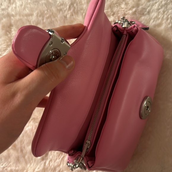 Cute pink coach tabby bag - Picture 9 of 10